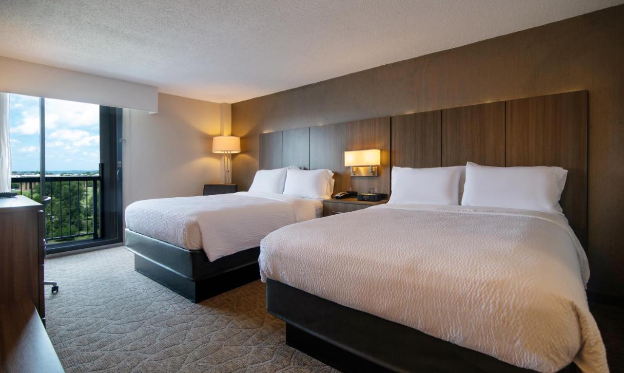 Holiday Inn Nashville - Vanderbilt - Dwtn By Ihg Exteriör bild