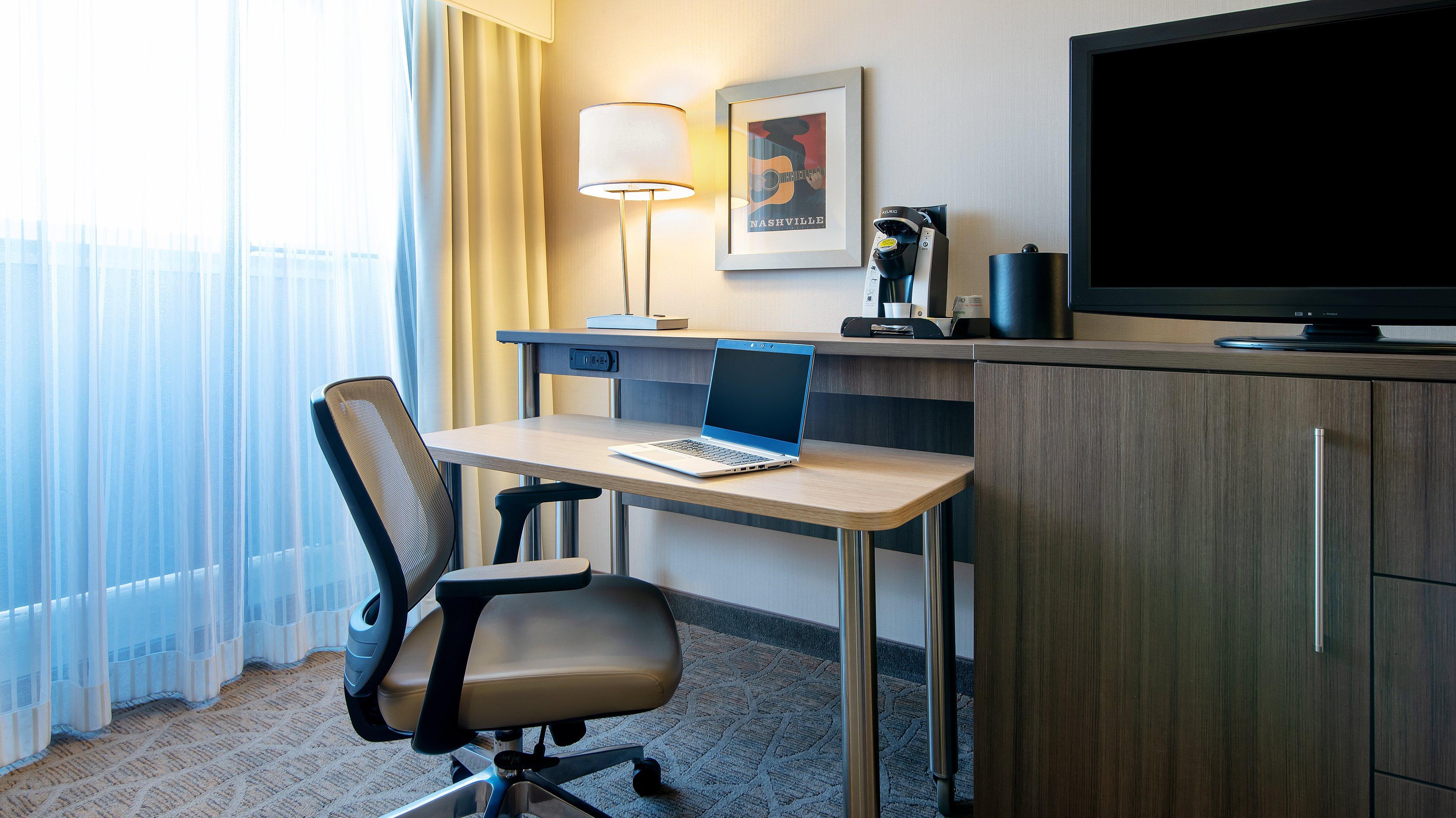 Holiday Inn Nashville - Vanderbilt - Dwtn By Ihg Exteriör bild