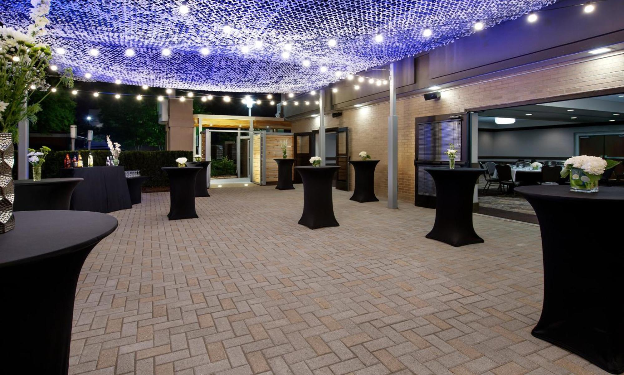 Holiday Inn Nashville - Vanderbilt - Dwtn By Ihg Exteriör bild