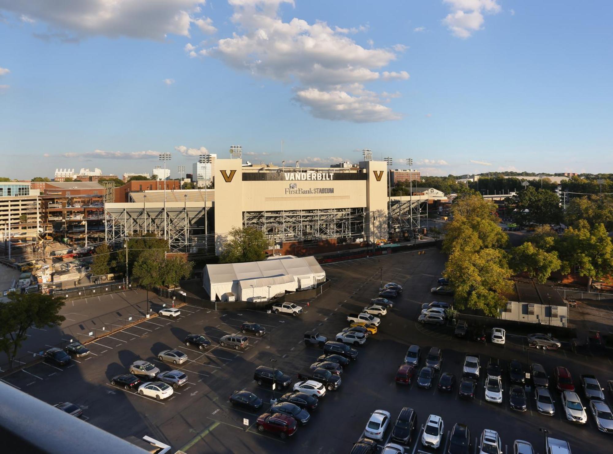 Holiday Inn Nashville - Vanderbilt - Dwtn By Ihg Exteriör bild